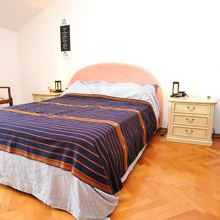 Apartment Kandler - Spacious And Confortable Triëst Buitenkant foto
