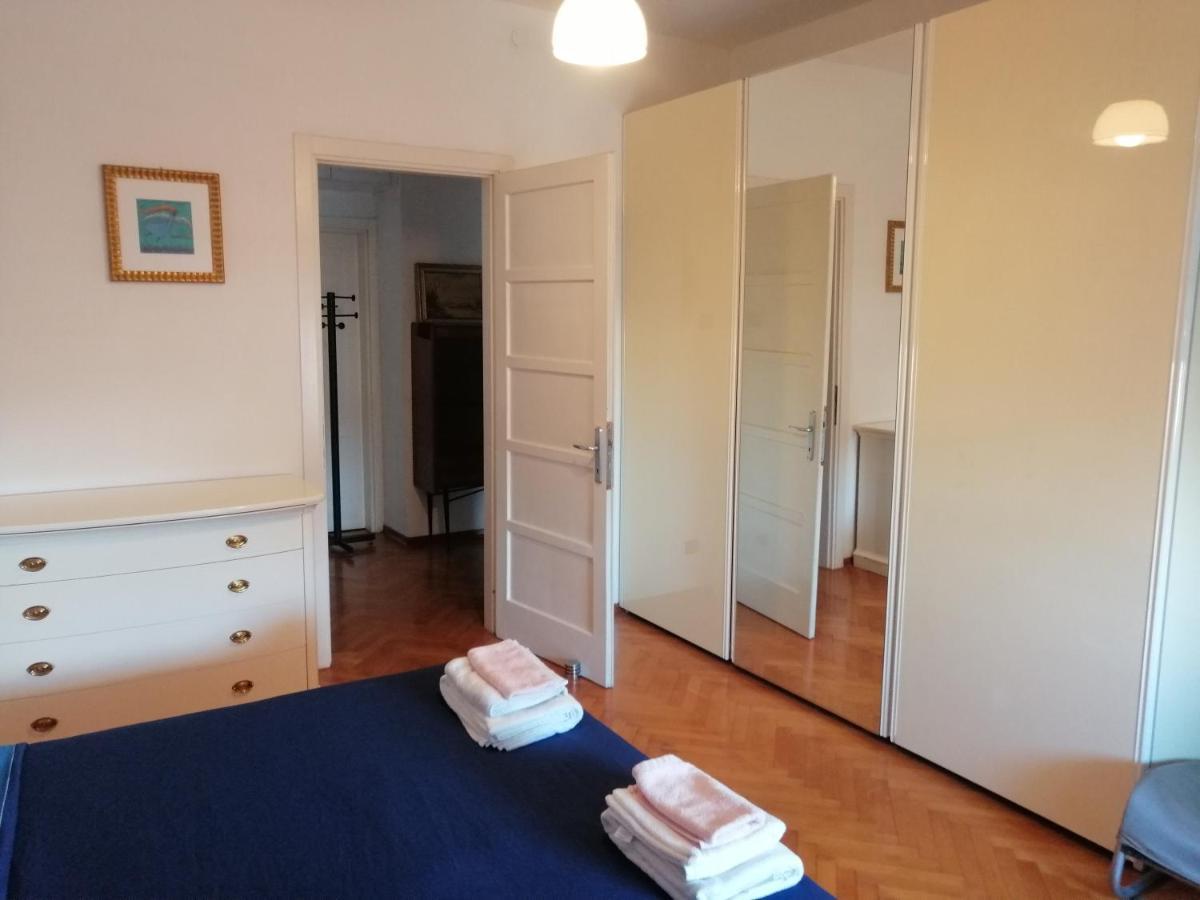 Apartment Kandler - Spacious And Confortable Triëst Buitenkant foto